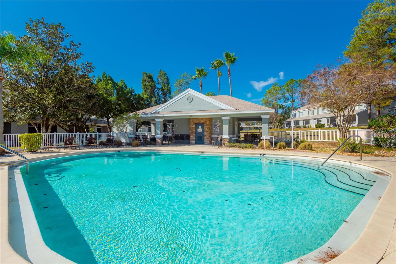 REGENCY KEY TWNHMS - Residential