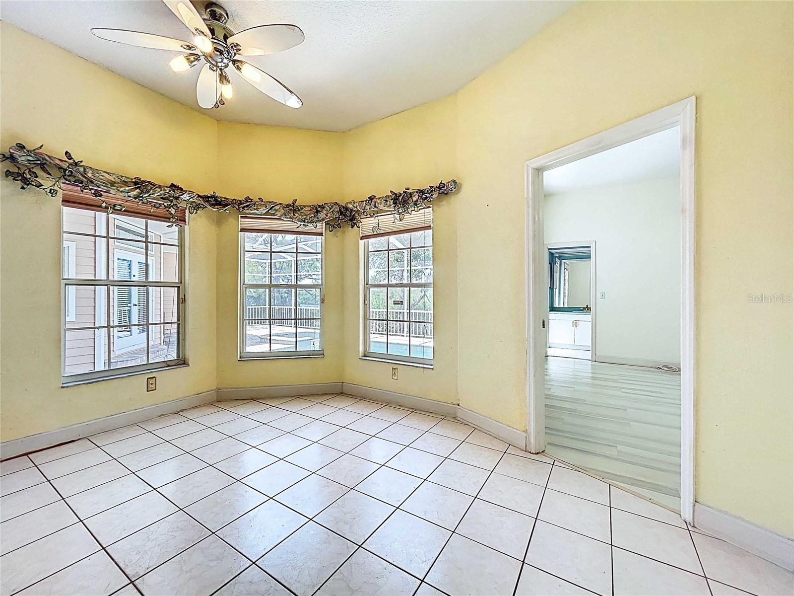 LONG BAYOU ESTATES - Residential