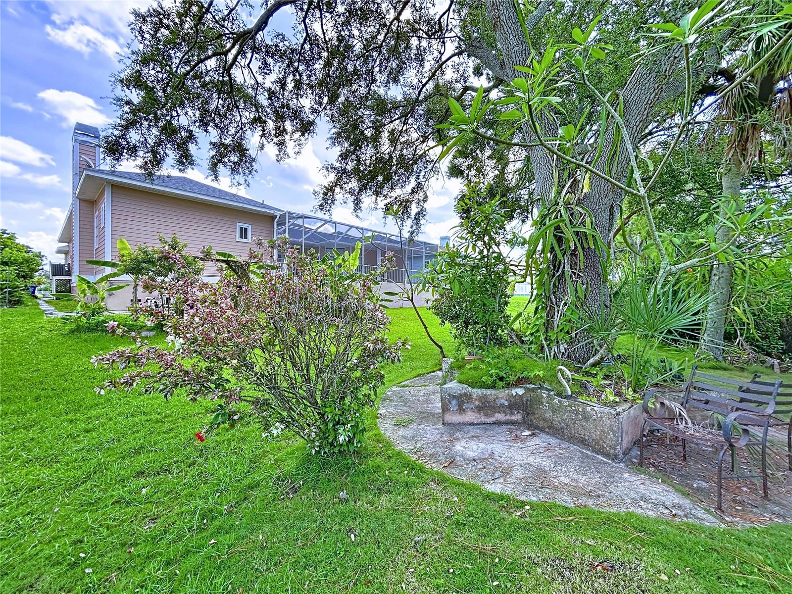 LONG BAYOU ESTATES - Residential