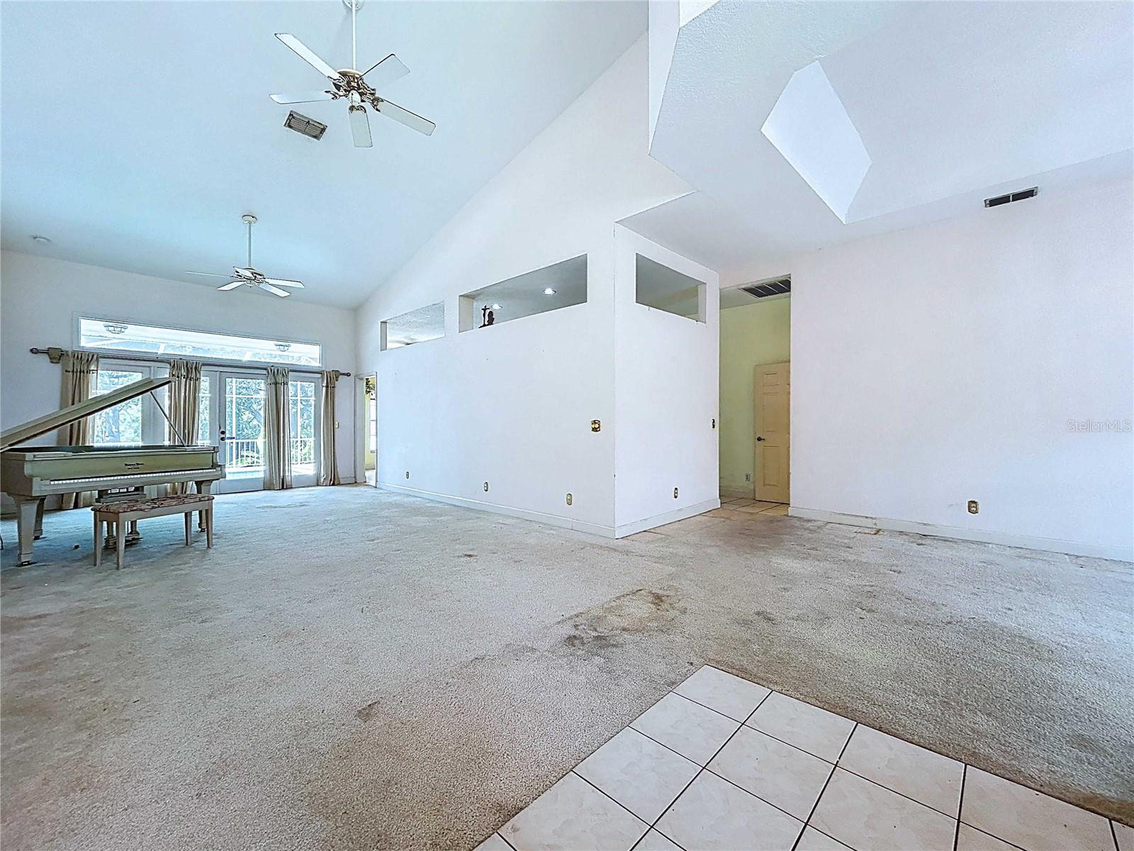 LONG BAYOU ESTATES - Residential