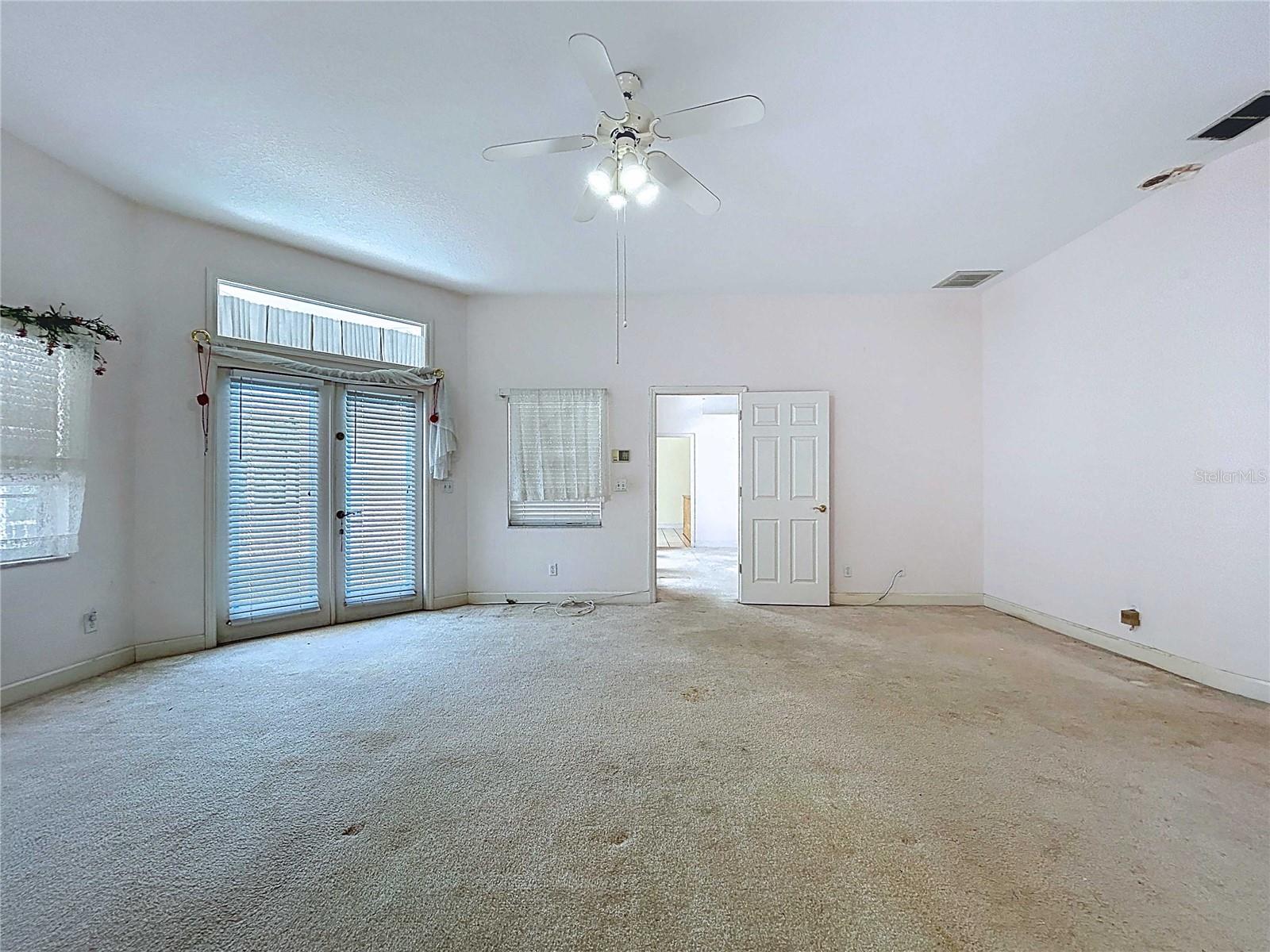 LONG BAYOU ESTATES - Residential