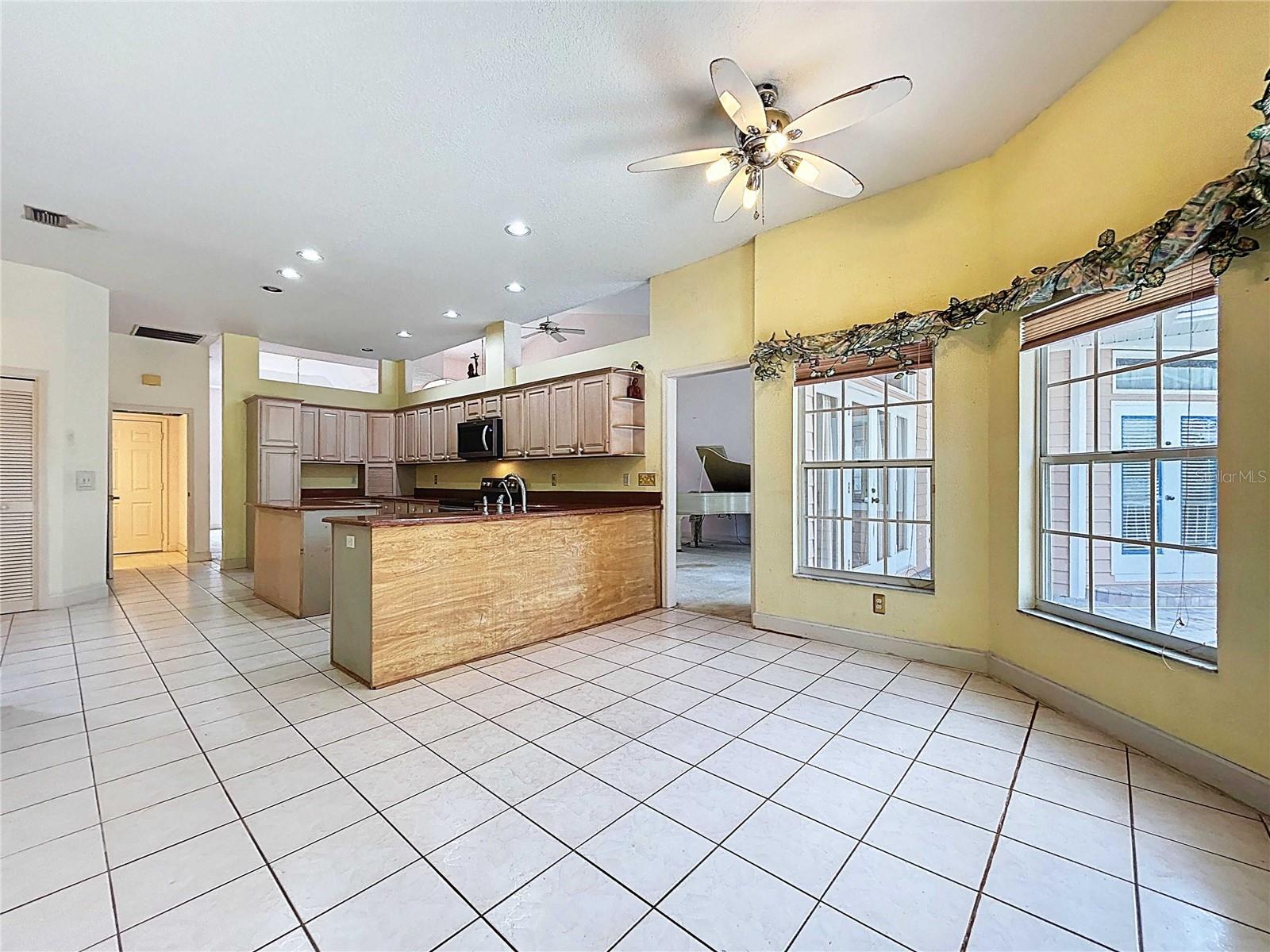 LONG BAYOU ESTATES - Residential