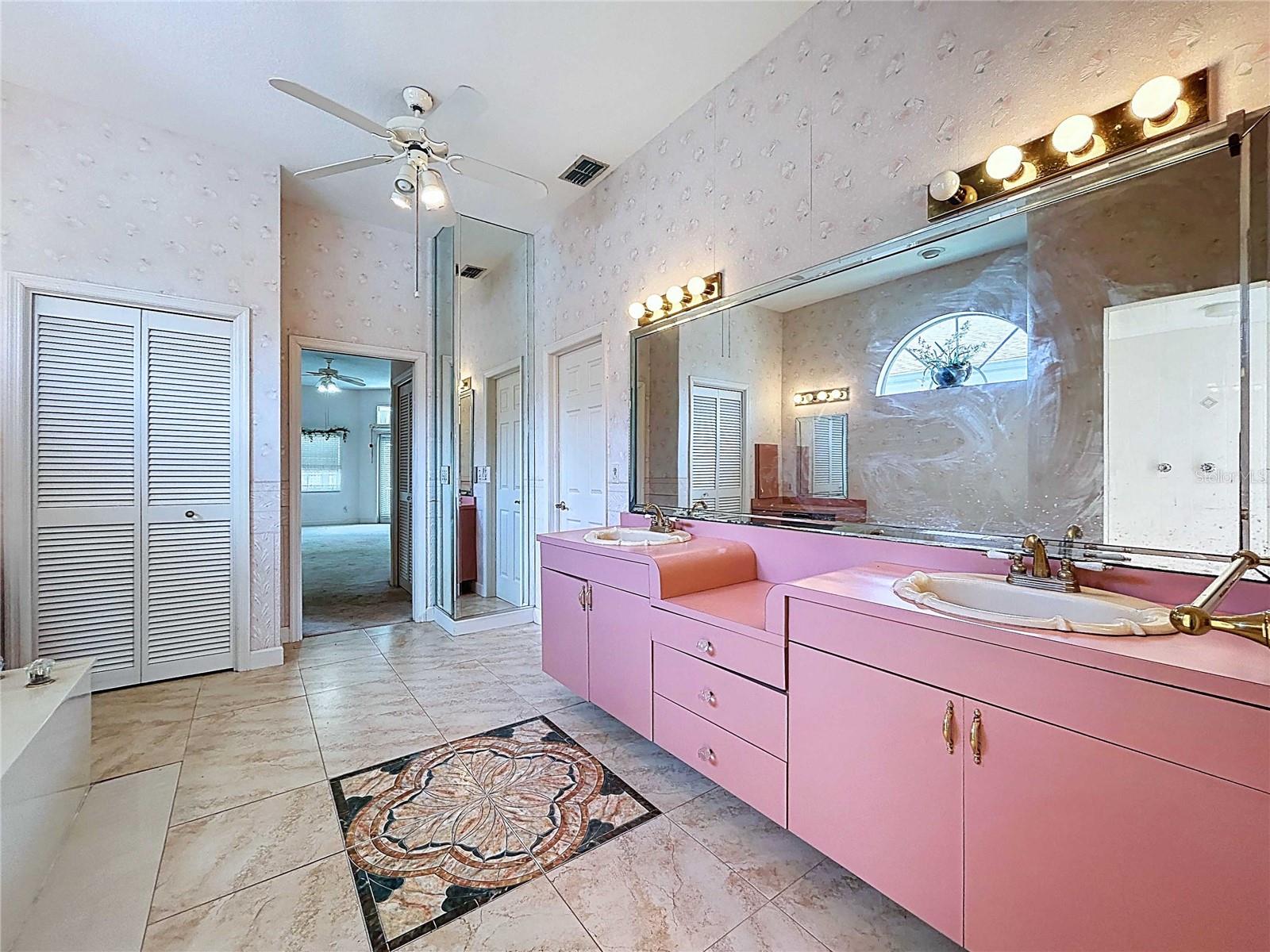 LONG BAYOU ESTATES - Residential