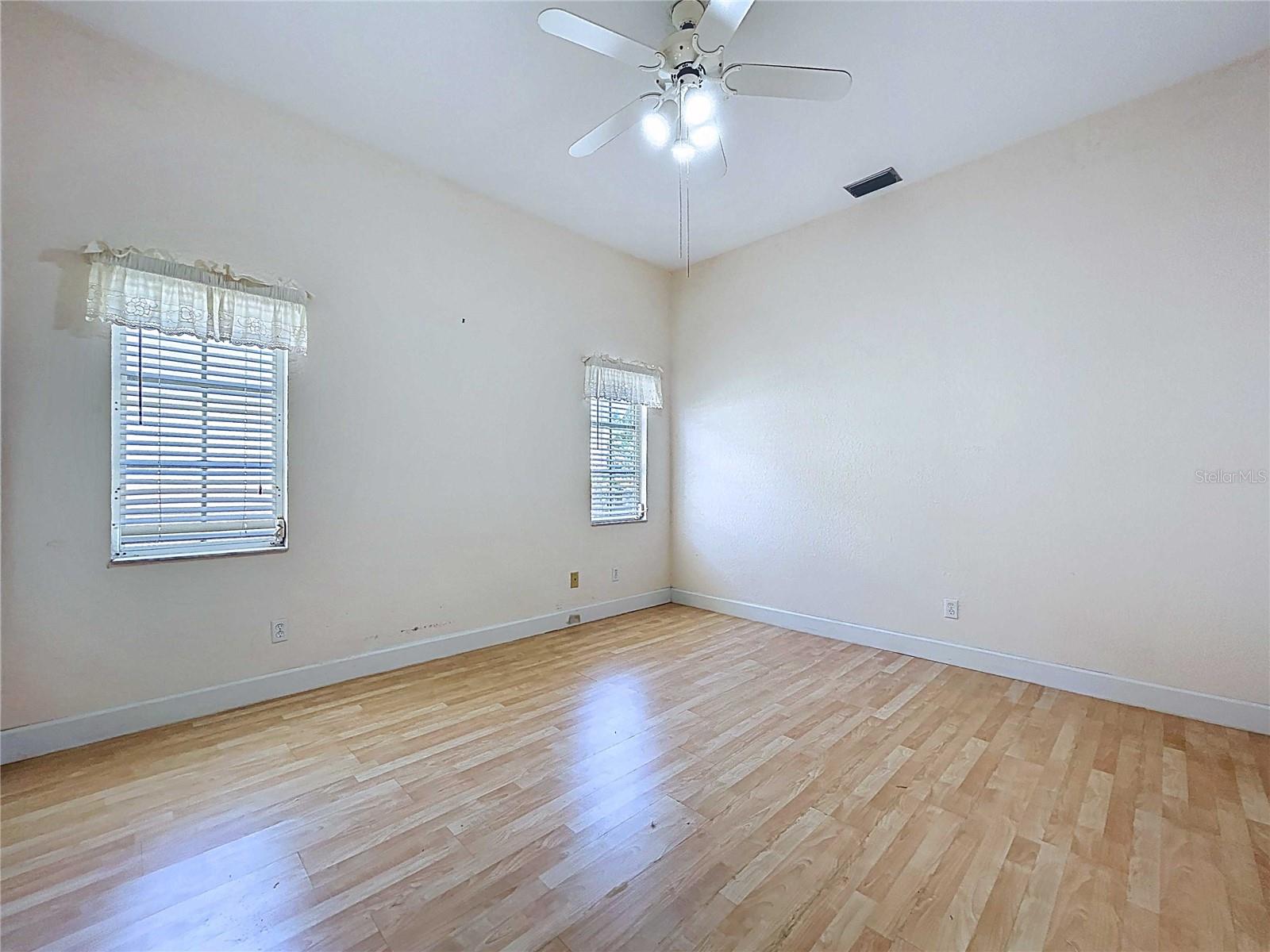 LONG BAYOU ESTATES - Residential