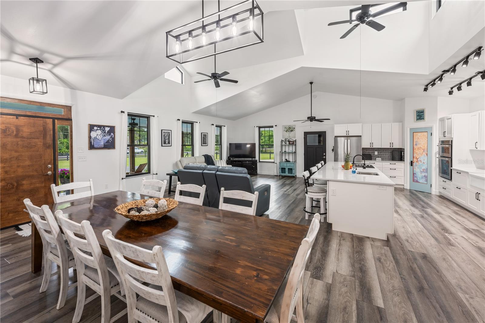 IVEY RUN ESTATES - Residential