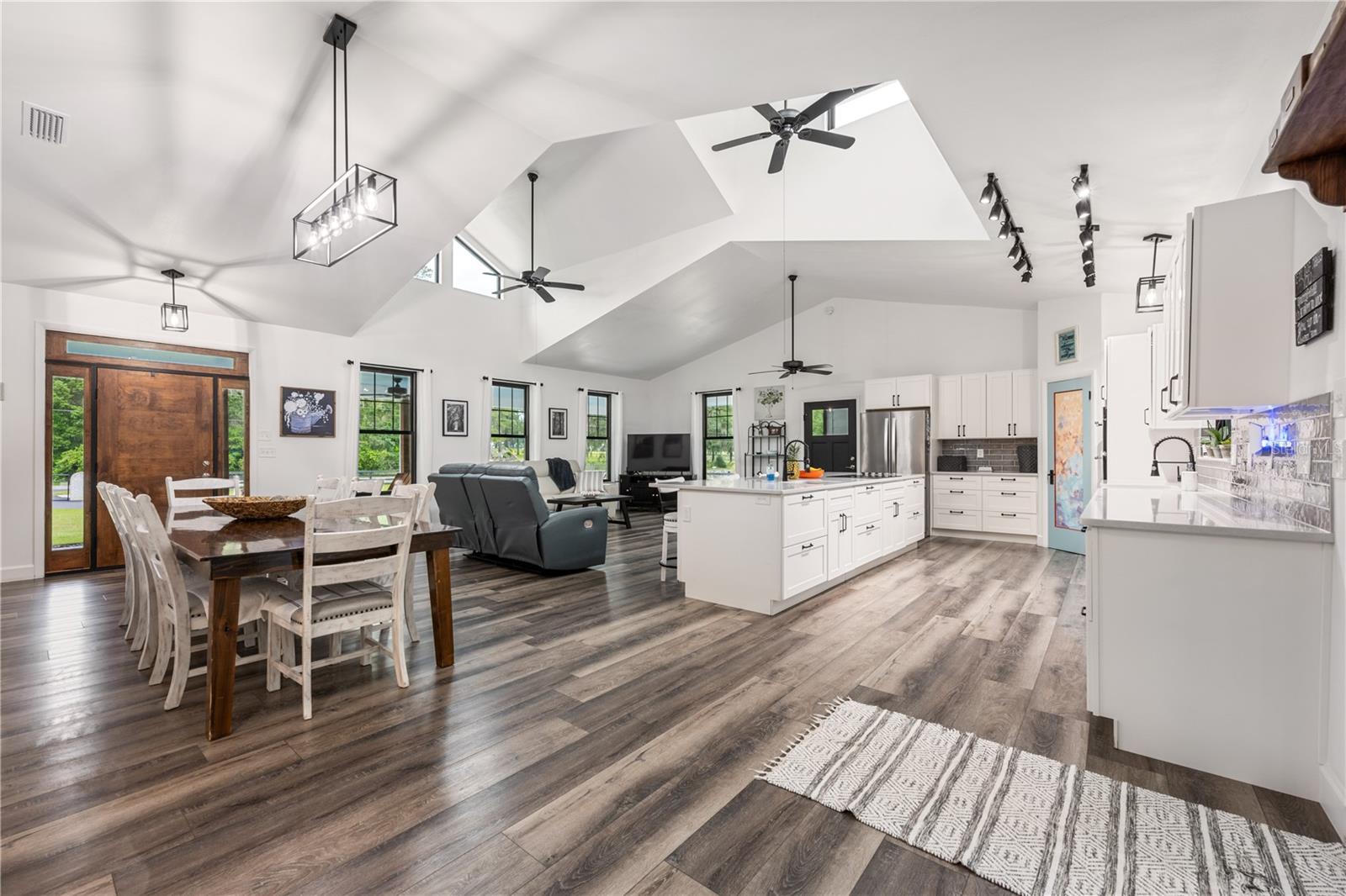 IVEY RUN ESTATES - Residential