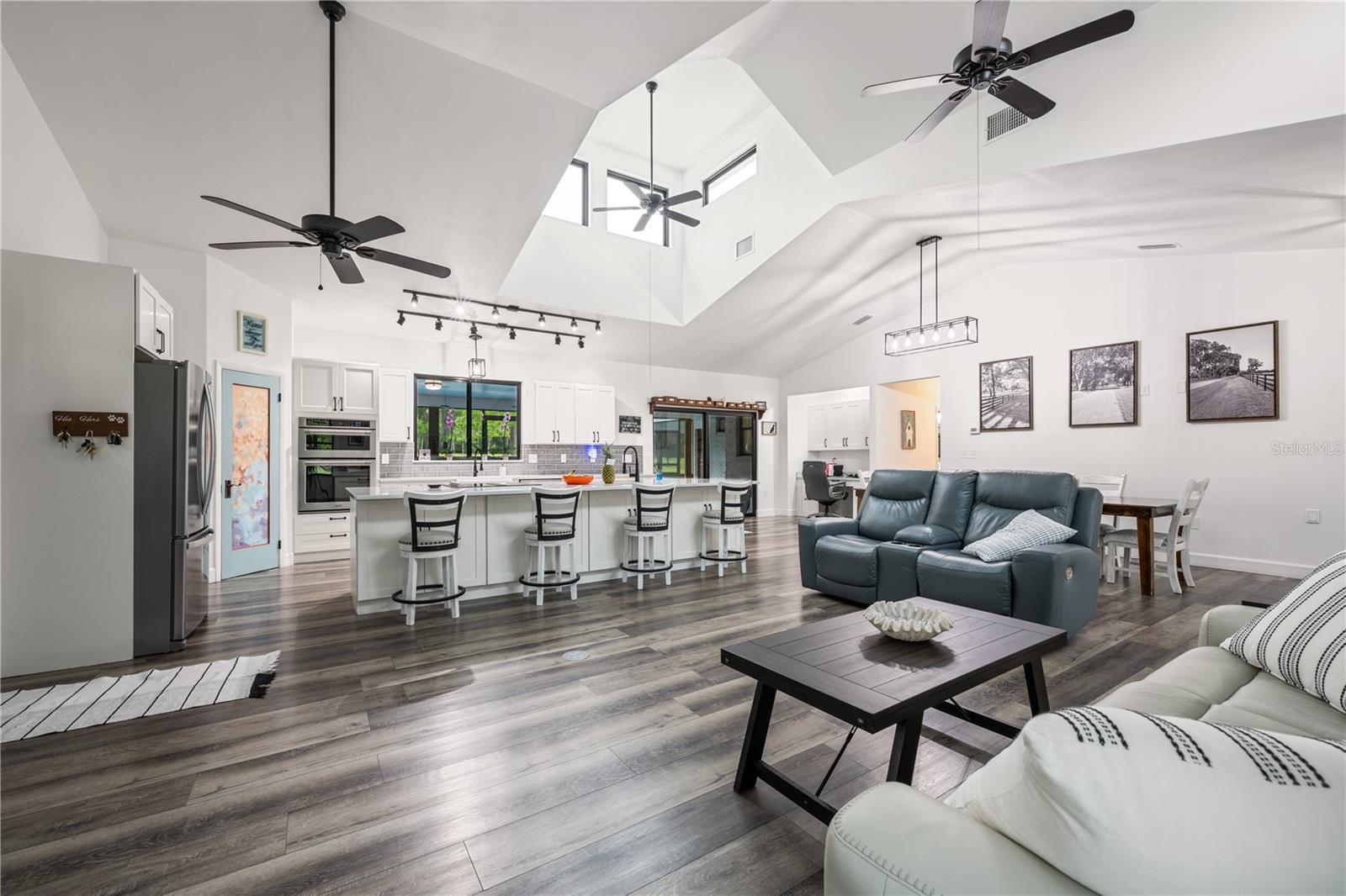 IVEY RUN ESTATES - Residential