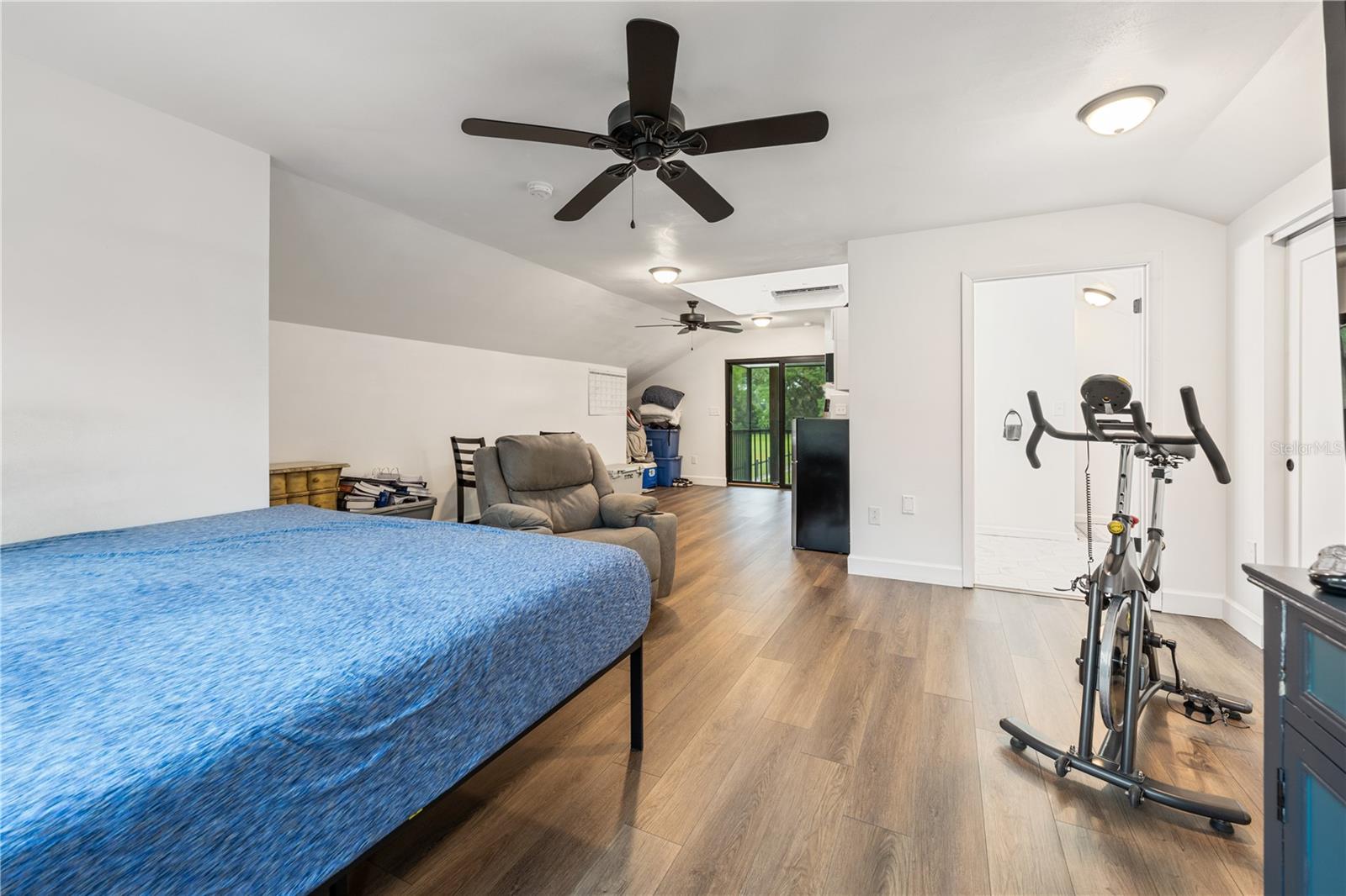 IVEY RUN ESTATES - Residential