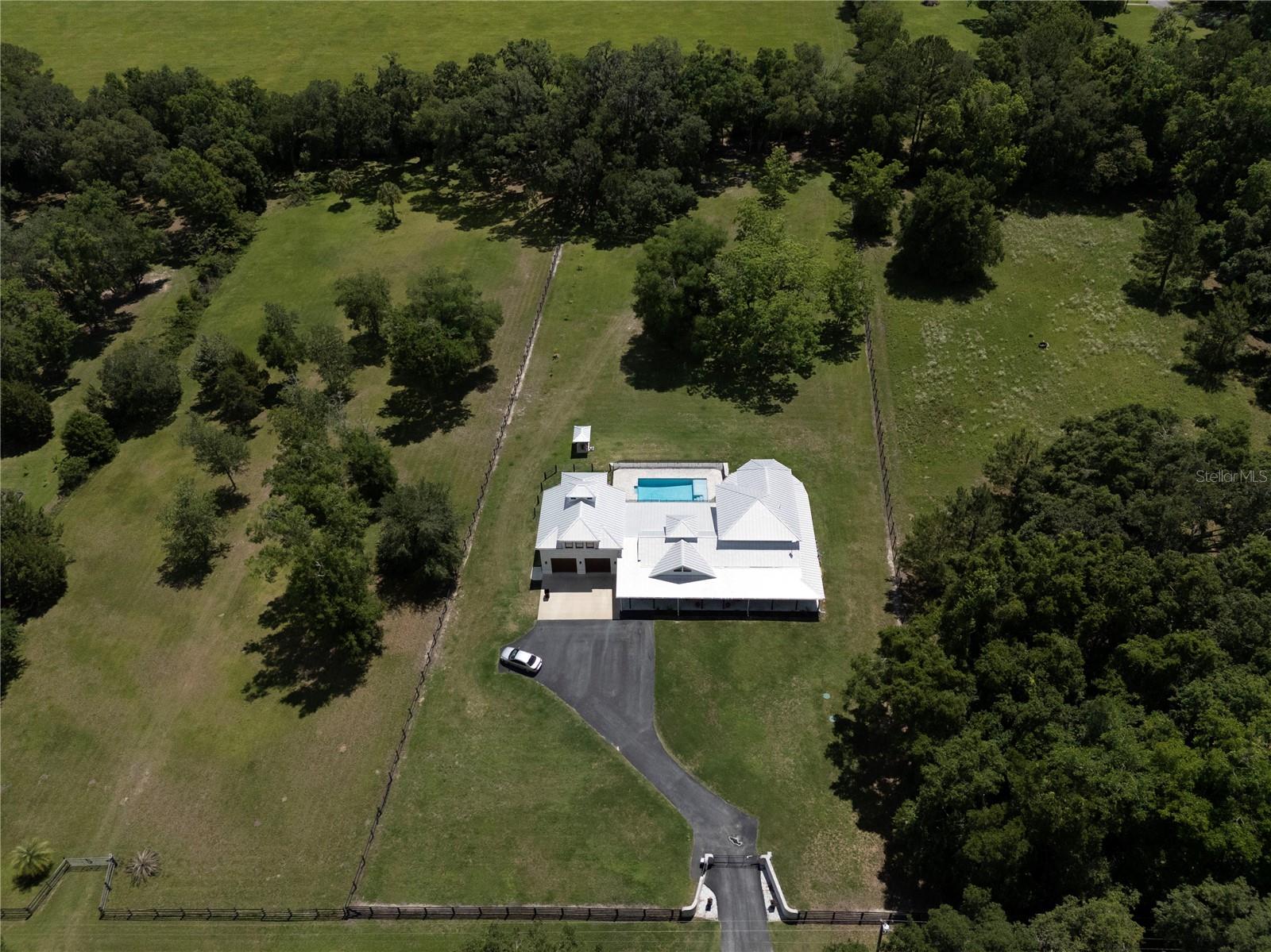 IVEY RUN ESTATES - Residential