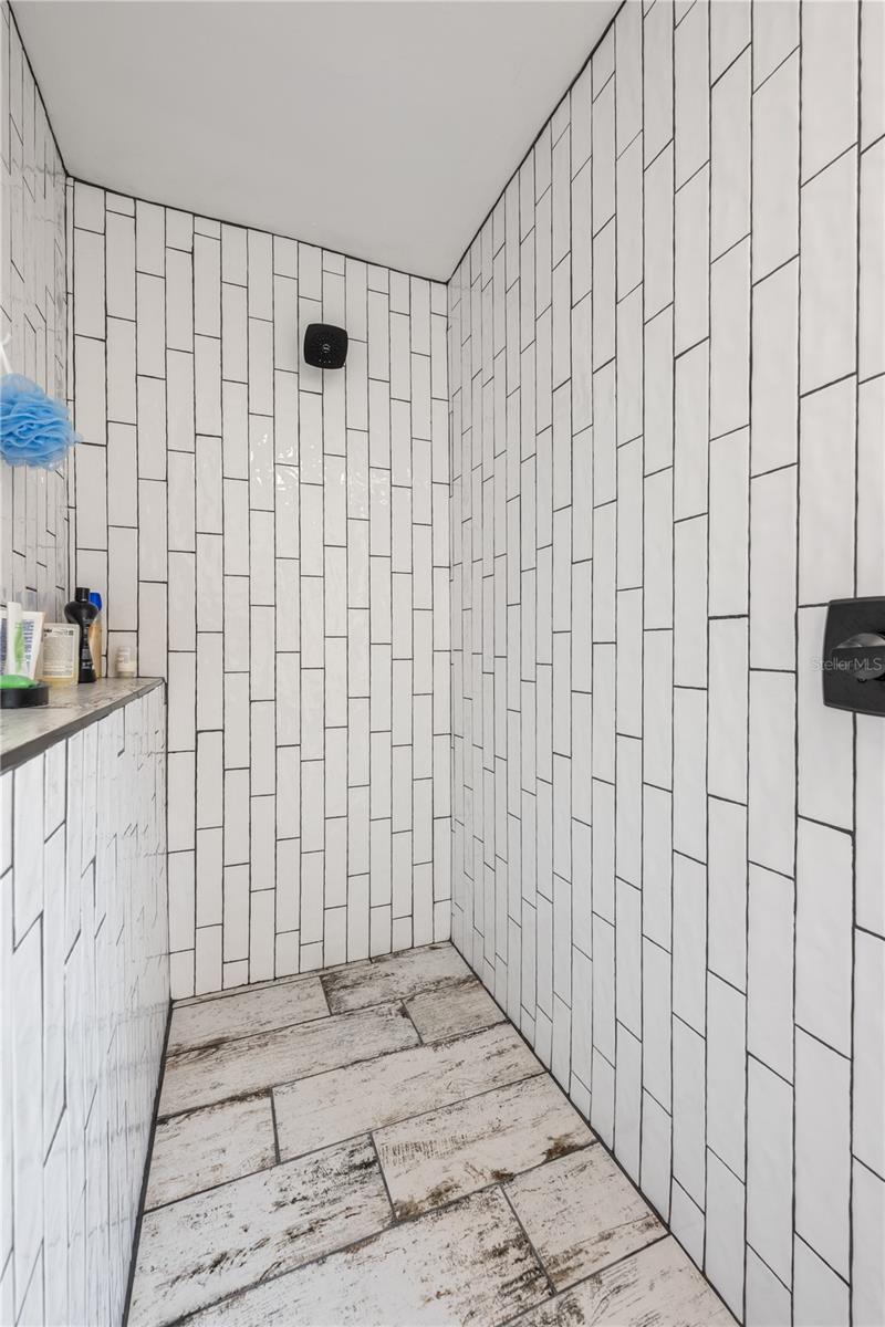 IVEY RUN ESTATES - Residential