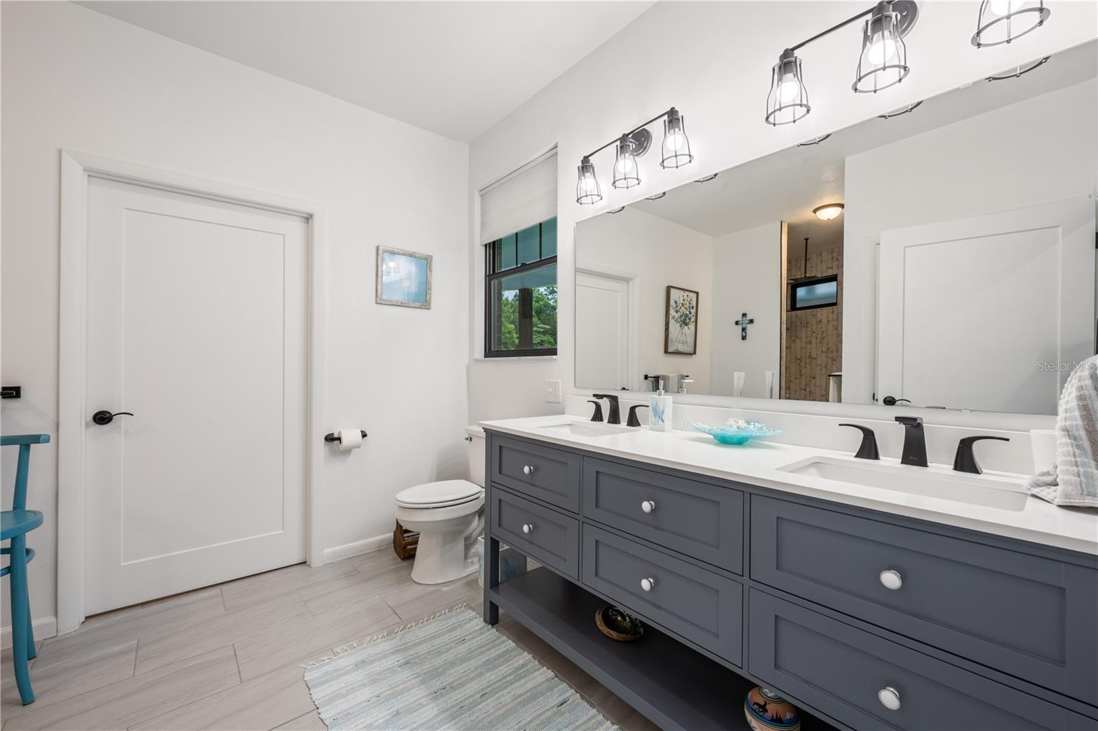 IVEY RUN ESTATES - Residential