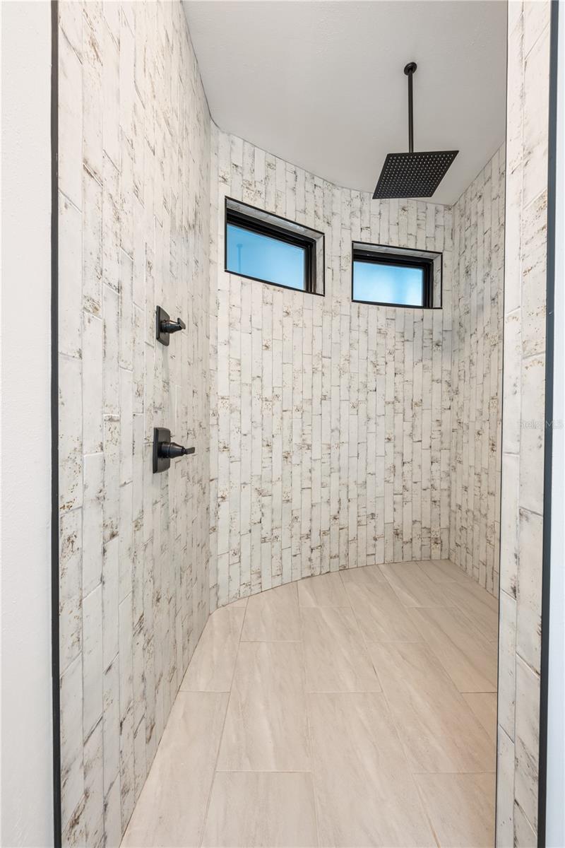 IVEY RUN ESTATES - Residential