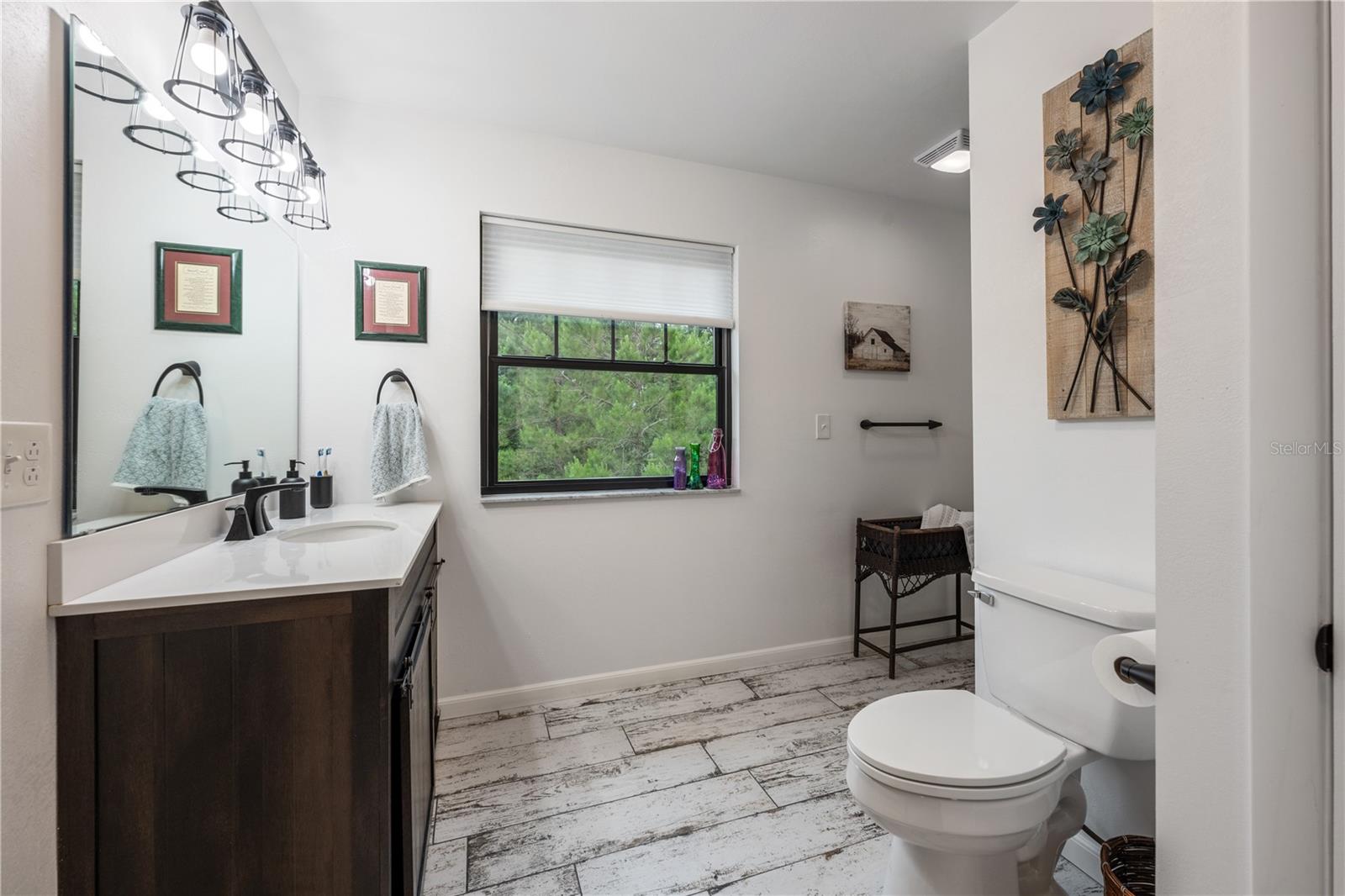 IVEY RUN ESTATES - Residential