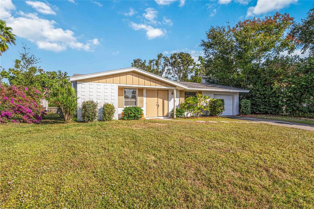 Photo of 3853 Woodrow Ridge Street, Sarasota, FL 34233 (MLS # A4673752)