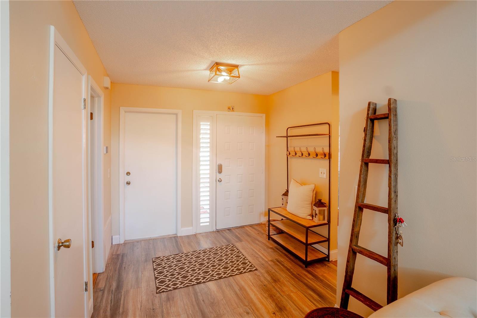 GOVERNORS POINT PH 1 - Residential