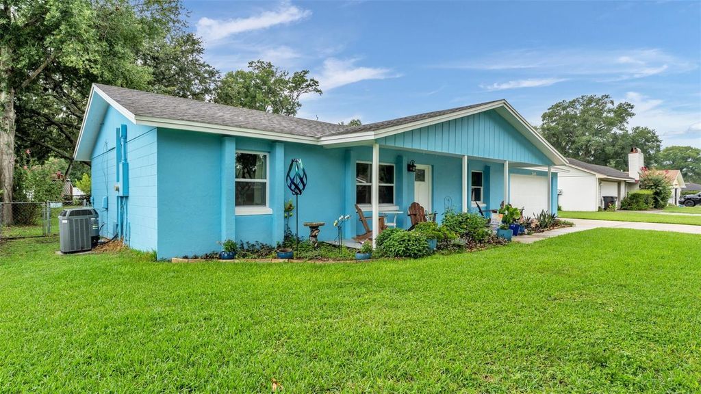 Photo of 3505 Christina Groves Circle N, Lakeland, FL 33813 (MLS # L4963826)