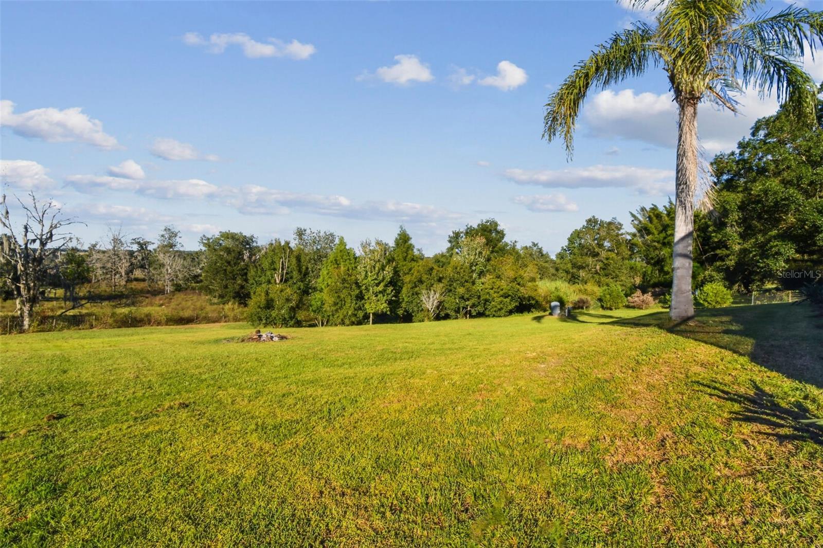 COUNTRY HILLS ESTATES - Residential