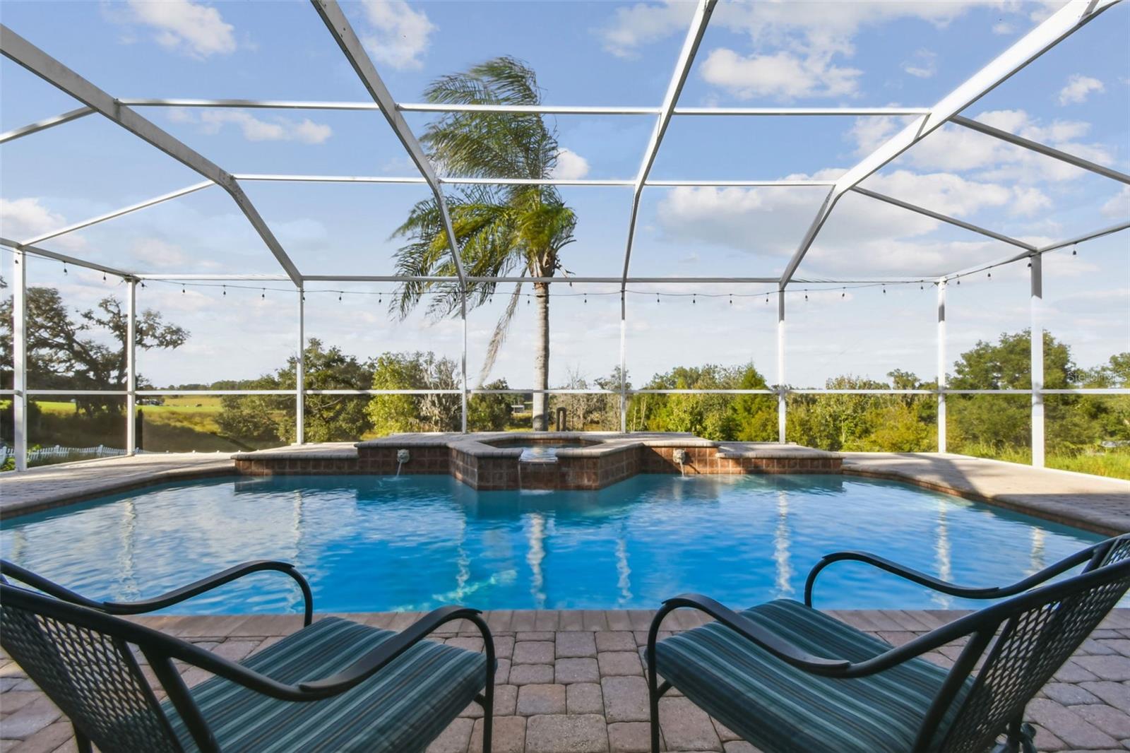 COUNTRY HILLS ESTATES - Residential