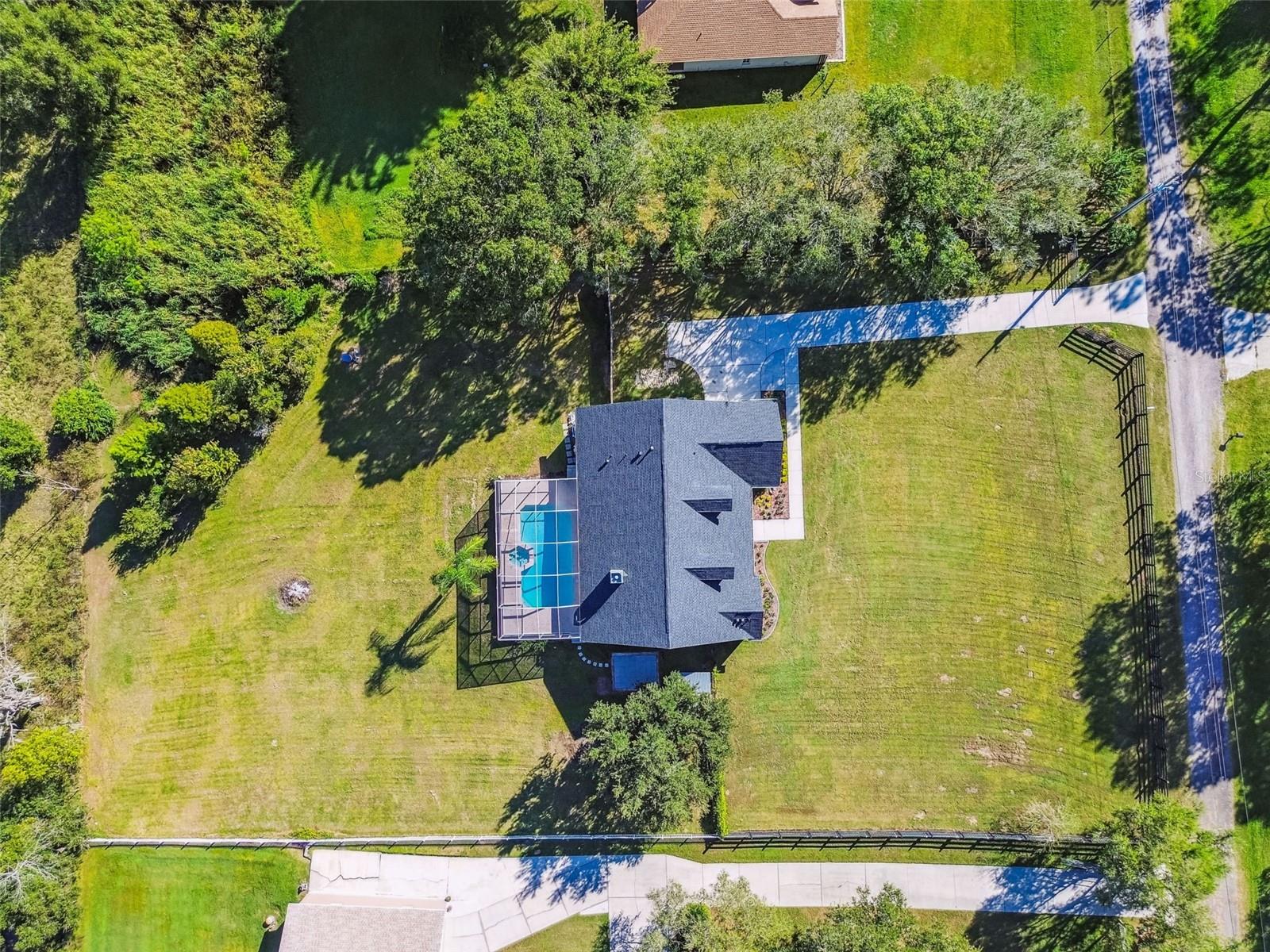 COUNTRY HILLS ESTATES - Residential