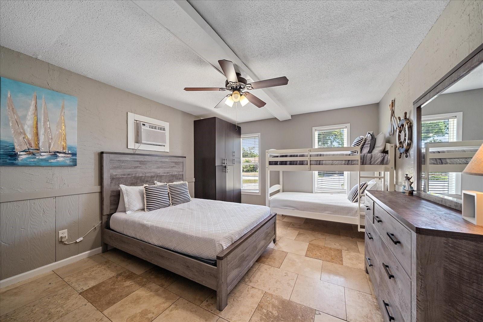 ASHTON PARK - Residential