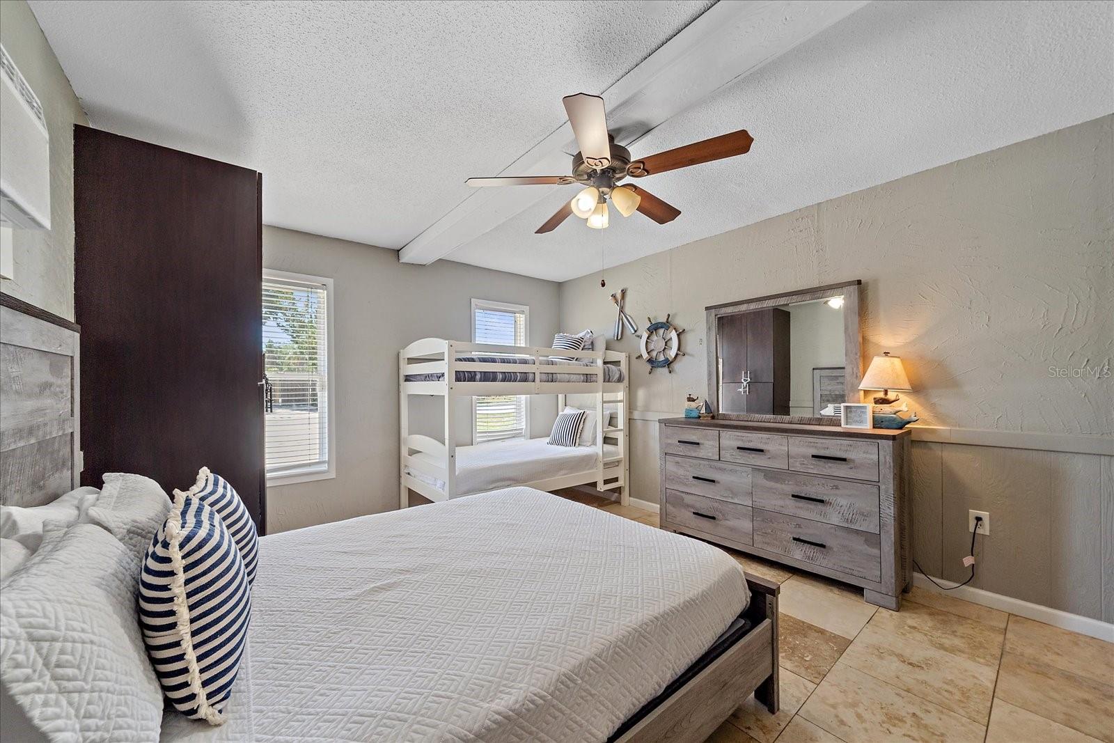 ASHTON PARK - Residential