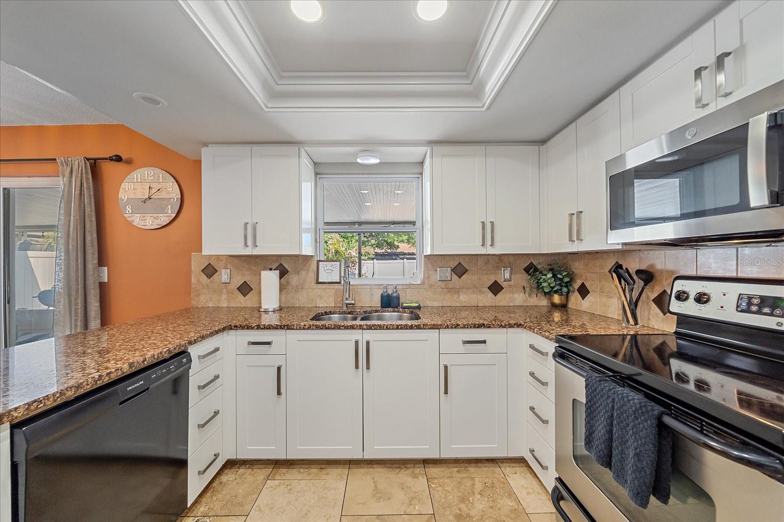 ASHTON PARK - Residential