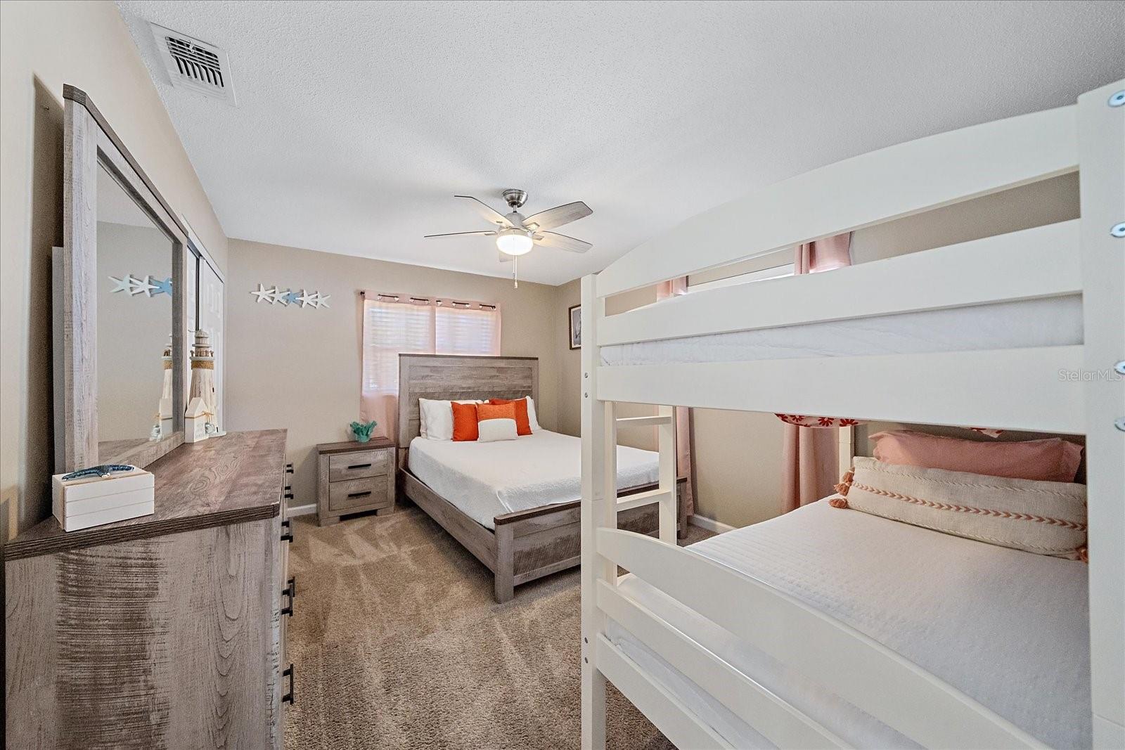 ASHTON PARK - Residential