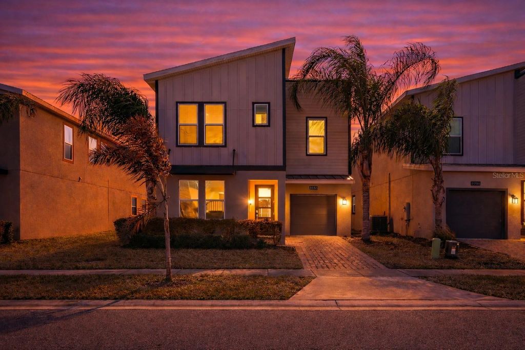 Photo of 8986 Cabot Cliffs Drive, Davenport, FL 33896 (MLS # S5143528)