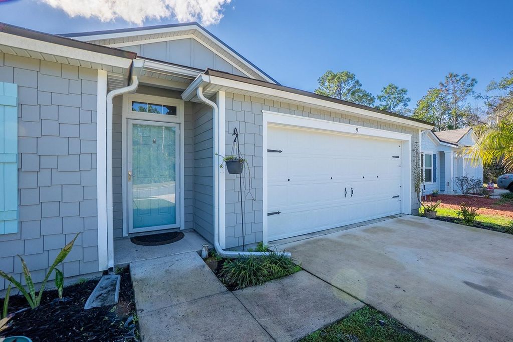 Photo of 9 Grand Par Court, Bunnell, FL 32110 (MLS # FC315227)
