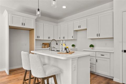 Tiny photo for 652 Liberty Avenue, Mount Dora, FL 32757 (MLS # G5104667)