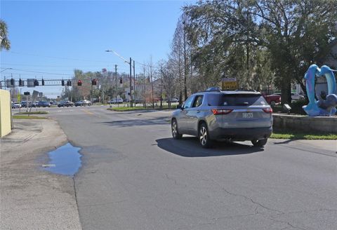 Tiny photo for 602 NE Us Highway 19, Crystal River, FL 34429 (MLS # OM695361)