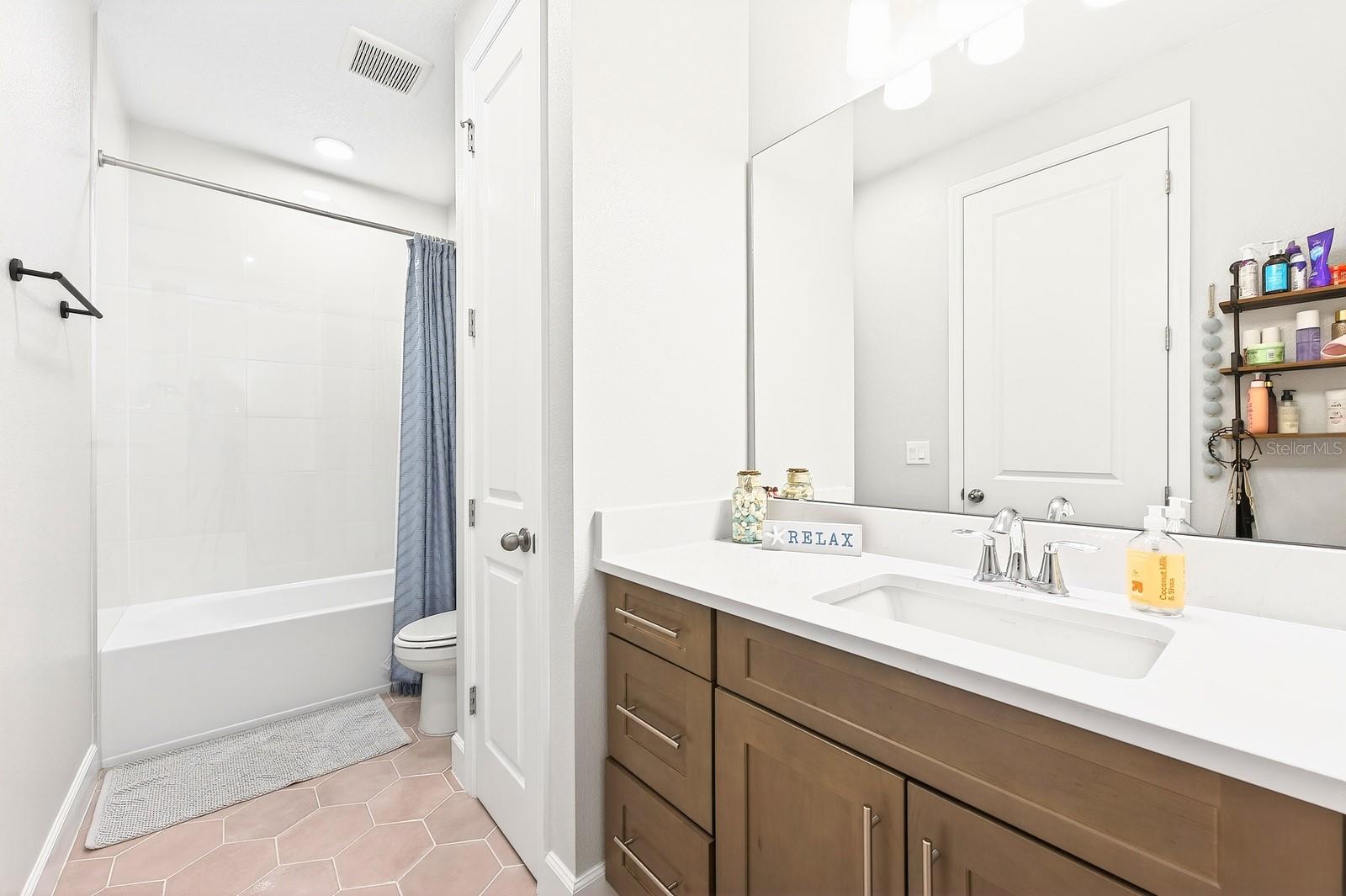 RED EMBER SOUTH - Residential