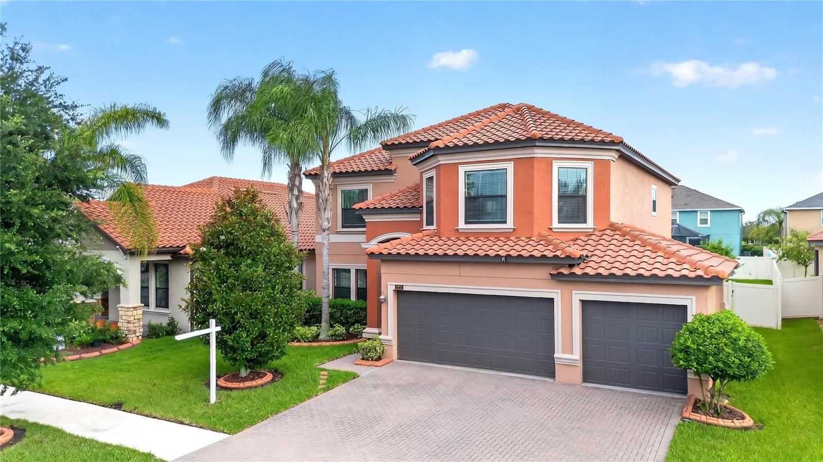 12005 CINNAMON FERN DRIVE