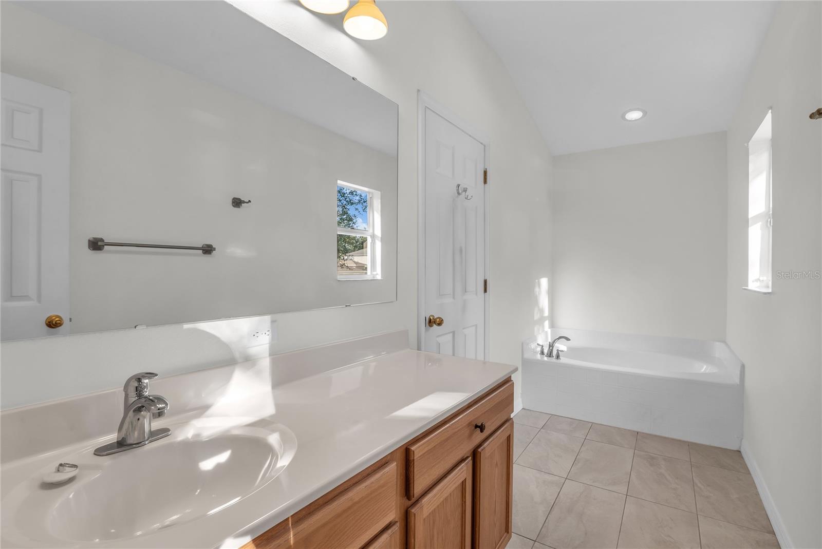 LAKE DOE COVE PH 04 A & M - Residential