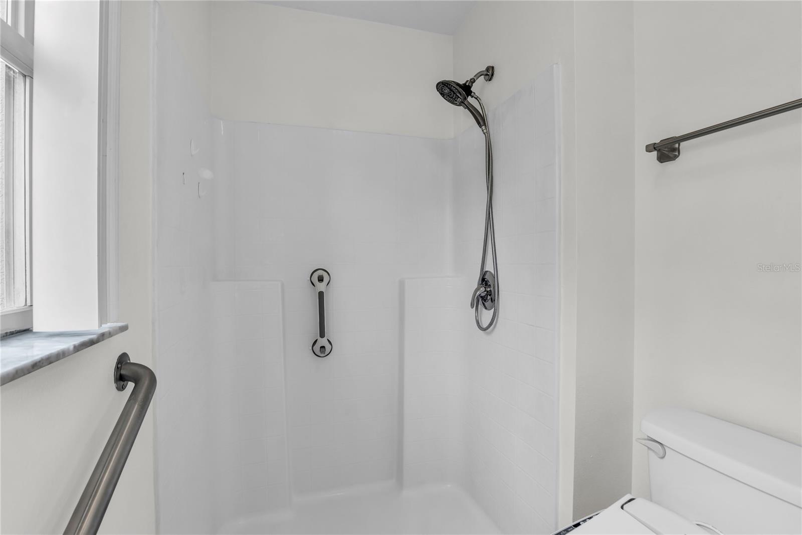 LAKE DOE COVE PH 04 A & M - Residential