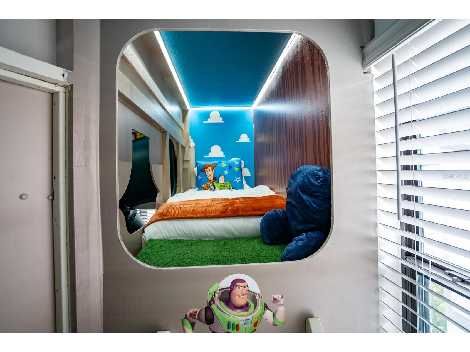 WATERSONG PH TWO - Residential