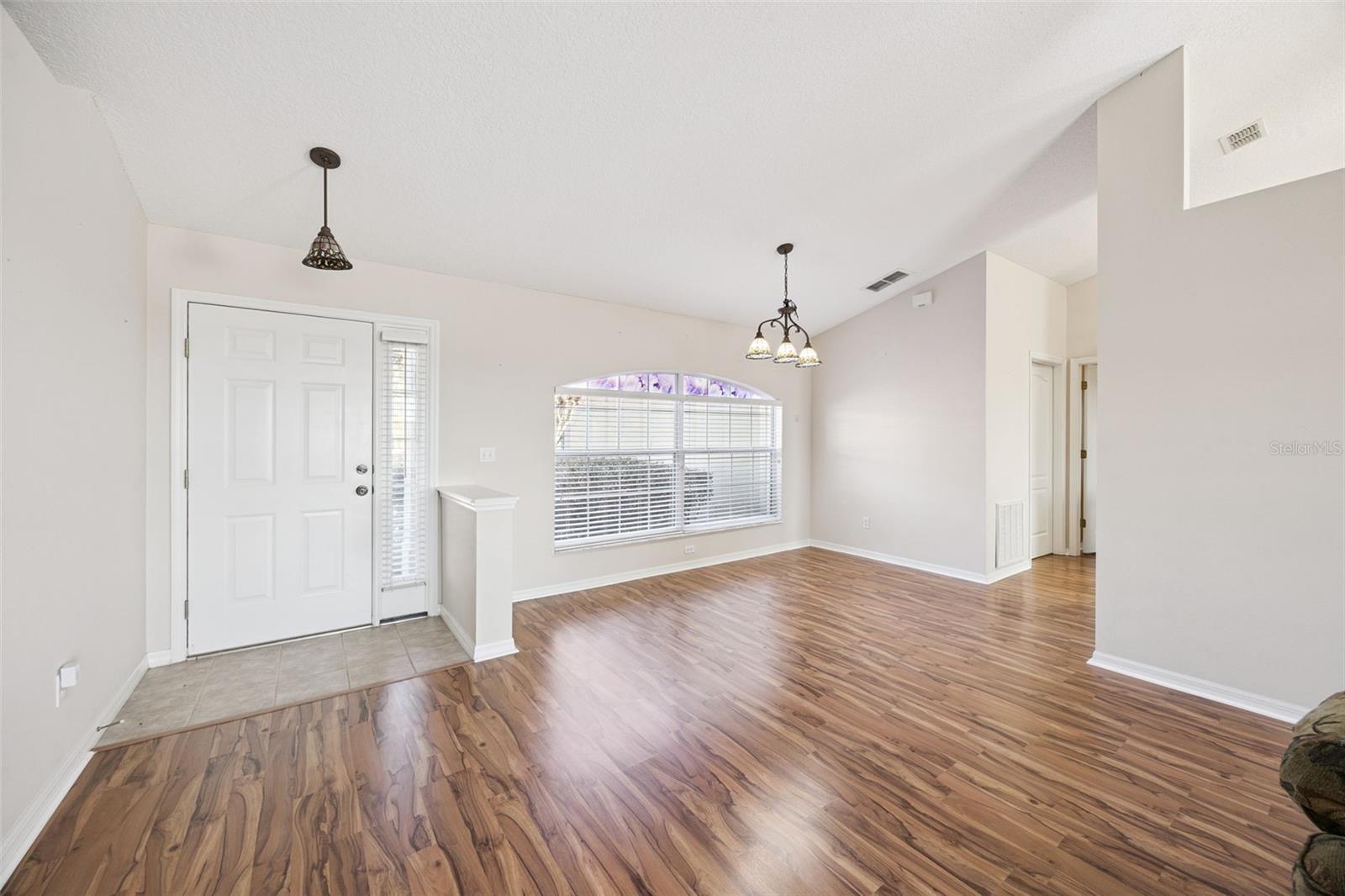 10440 LAKE HASSON CIRCLE