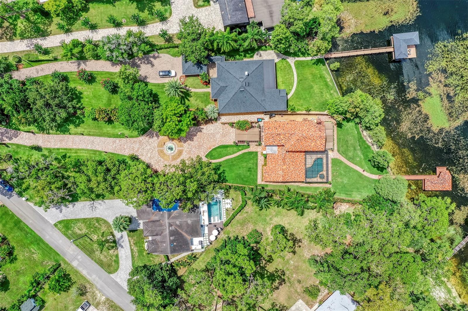 CYPRESS SHORES - Residential