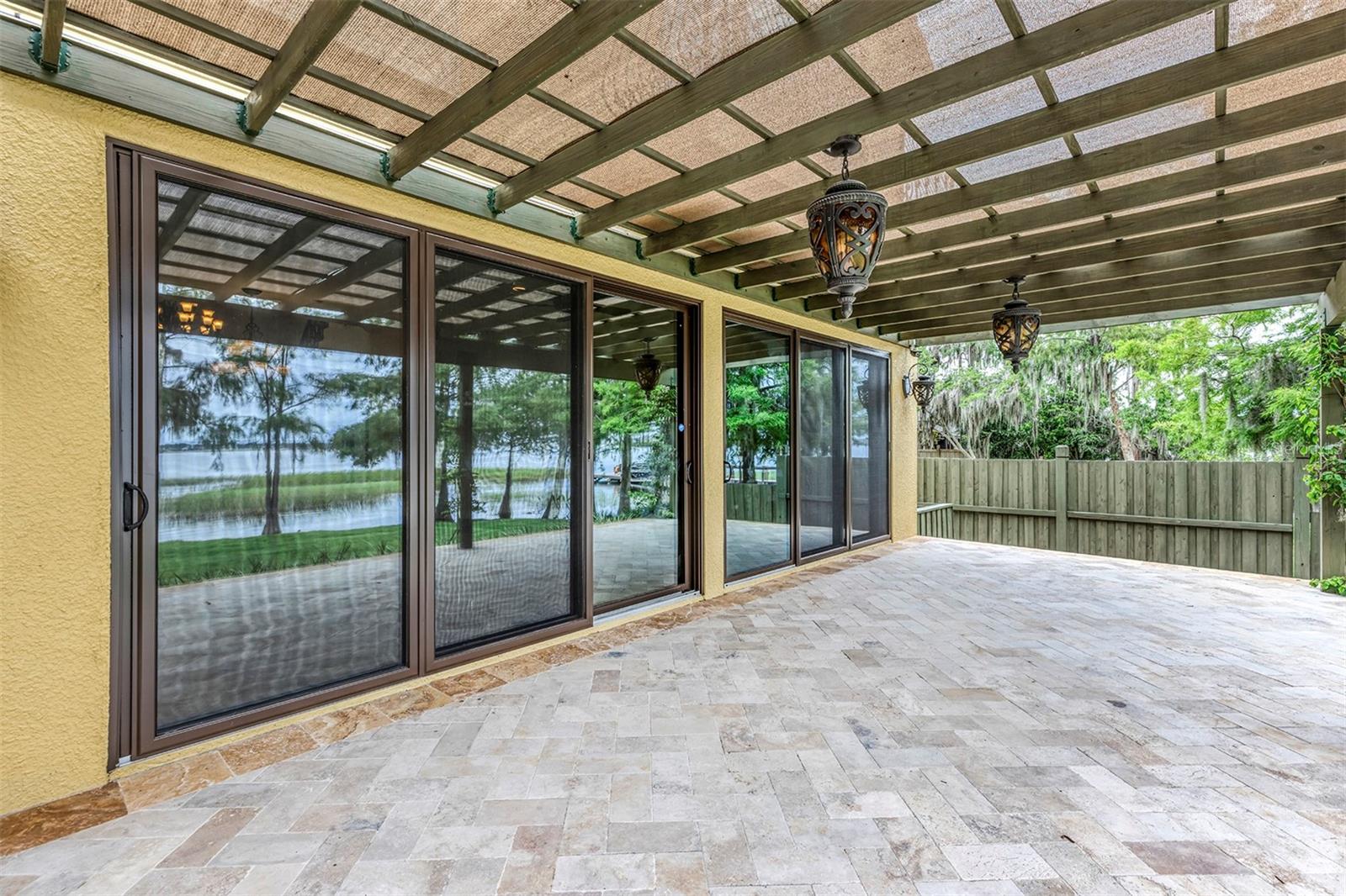 CYPRESS SHORES - Residential