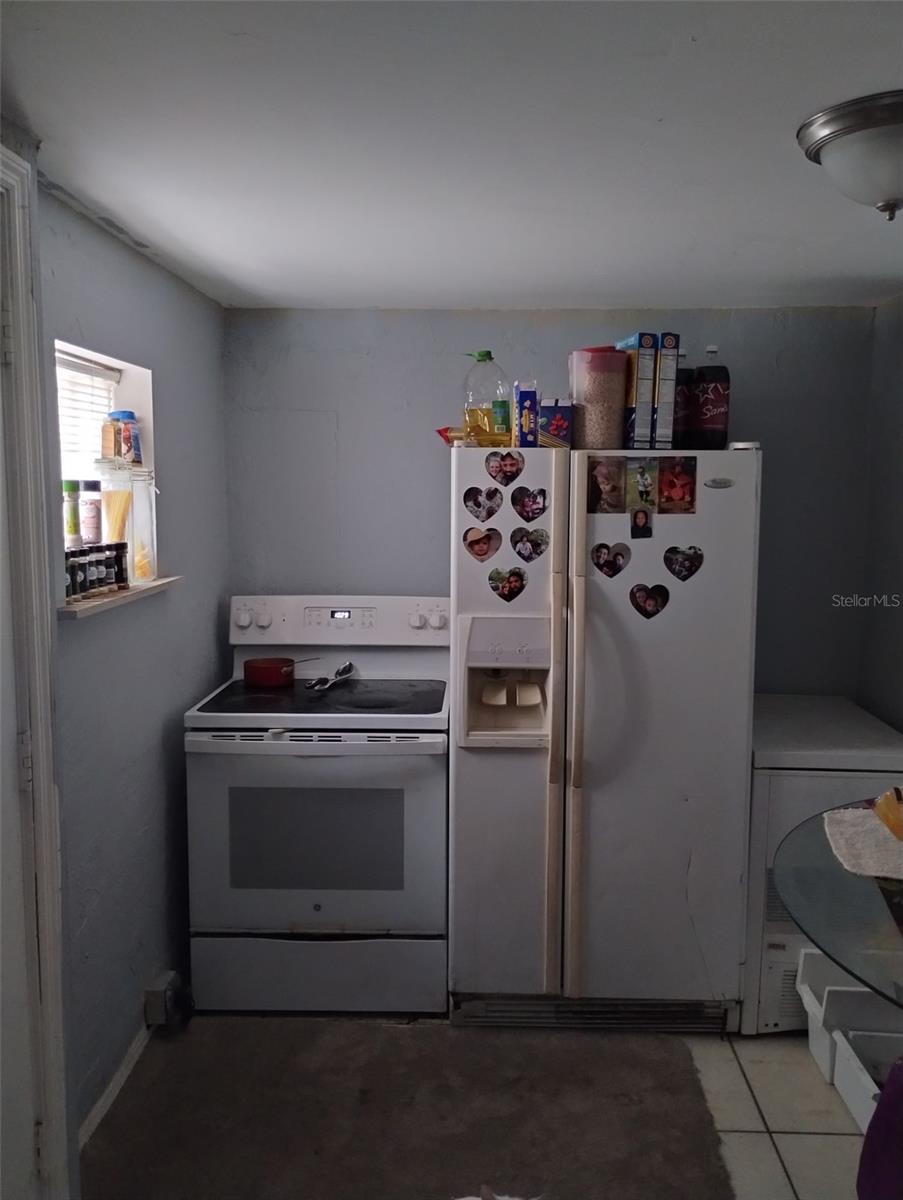 811 NE 20TH STREET A & B