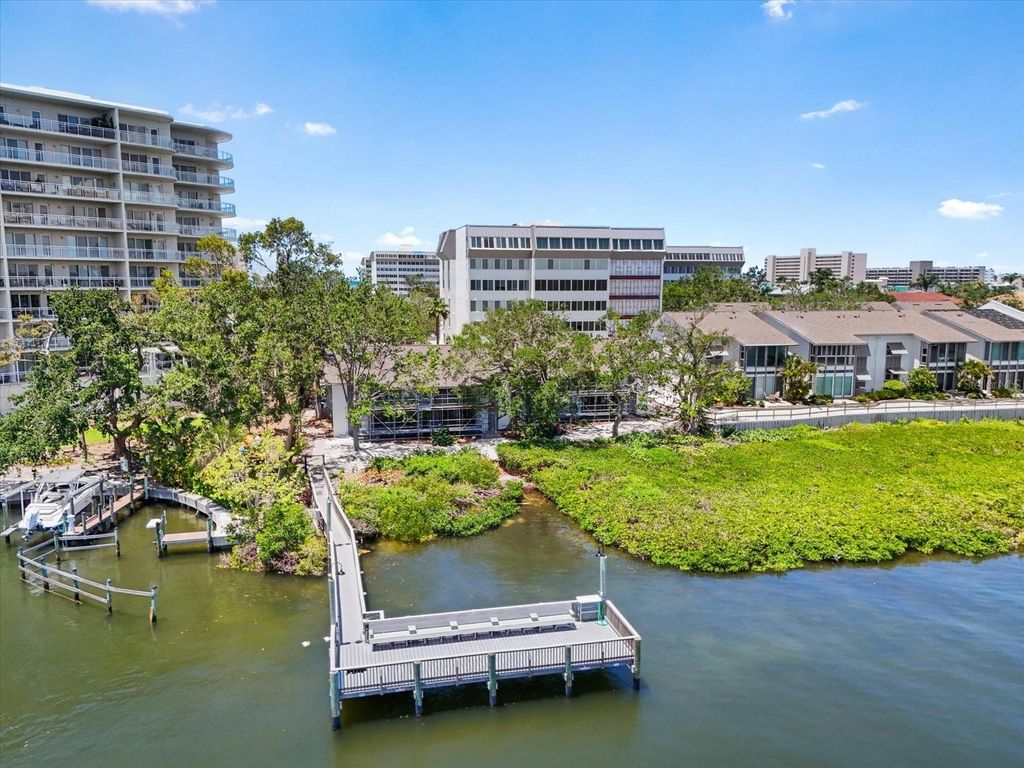 Photo of 1255 E Peppertree Drive #507, Sarasota, FL 34242 (MLS # A4653306)