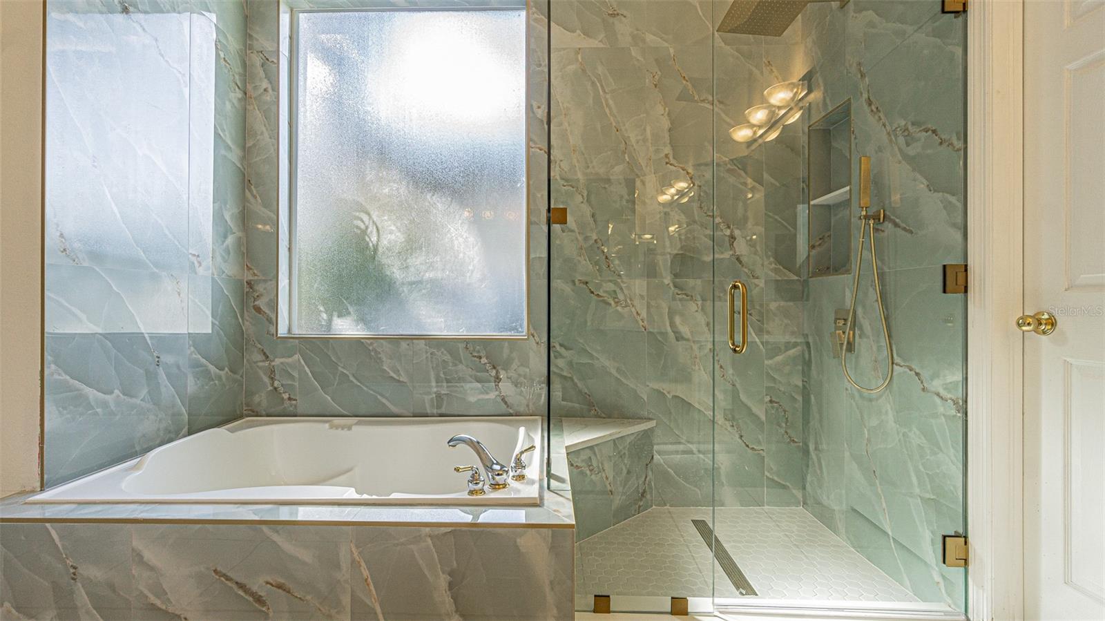 EAGLEWOOD ESTATES - Residential