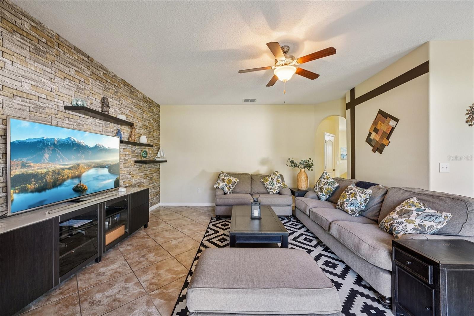 SUMMERFIELD CROSSINGS VILLAGE 2 TR - Residential