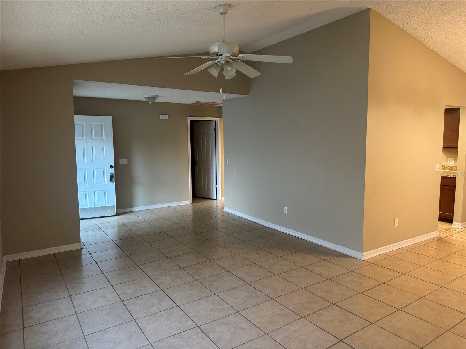 2537 ARBORWOOD DRIVE