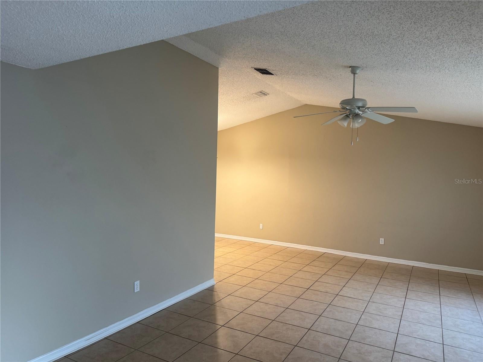 2537 ARBORWOOD DRIVE