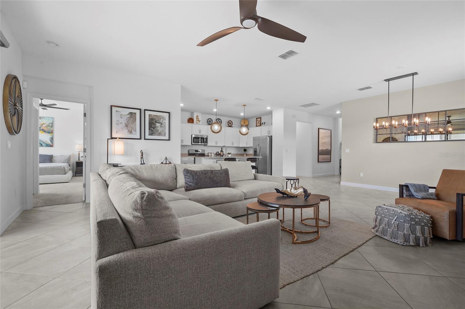 LORRAINE LAKES PH I - Residential