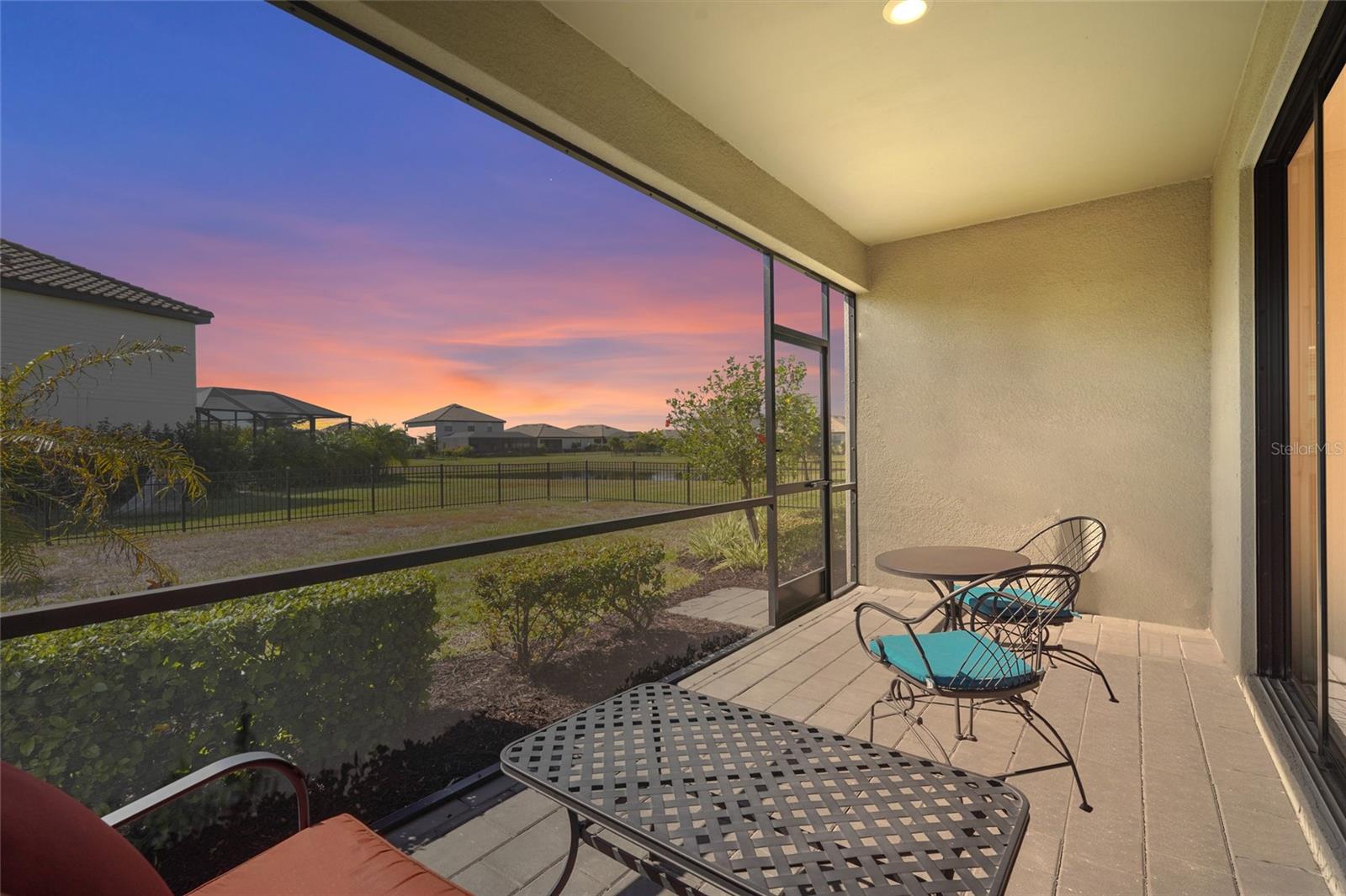 LORRAINE LAKES PH I - Residential