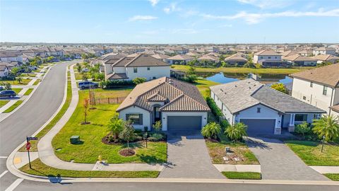Photo of 5107 Coral Reef Way, Bradenton, FL 34211 (MLS # A4680200)
