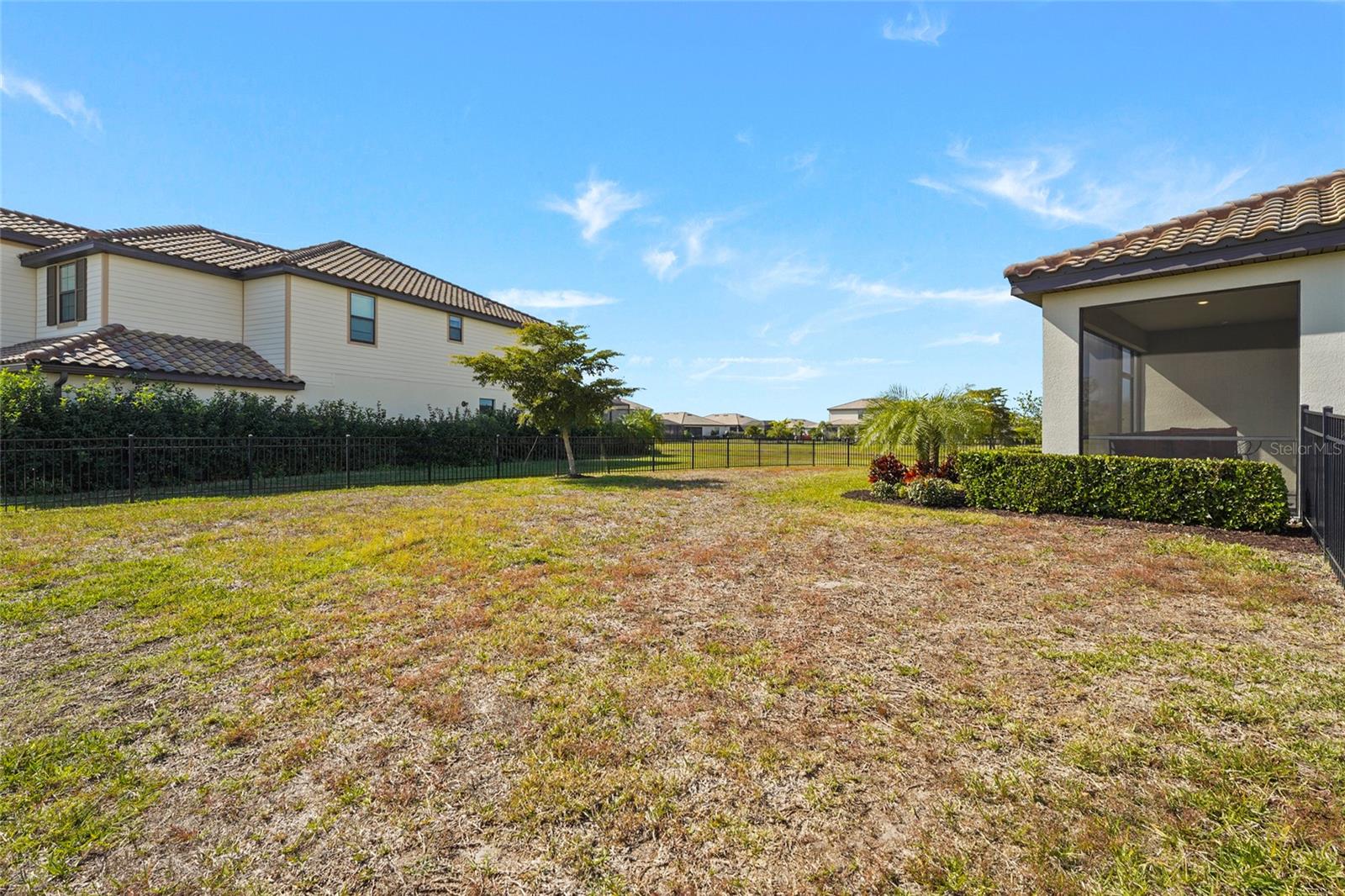 LORRAINE LAKES PH I - Residential