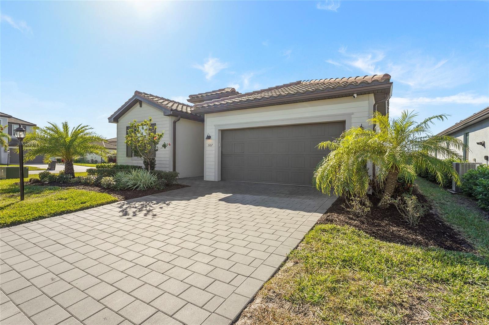 LORRAINE LAKES PH I - Residential